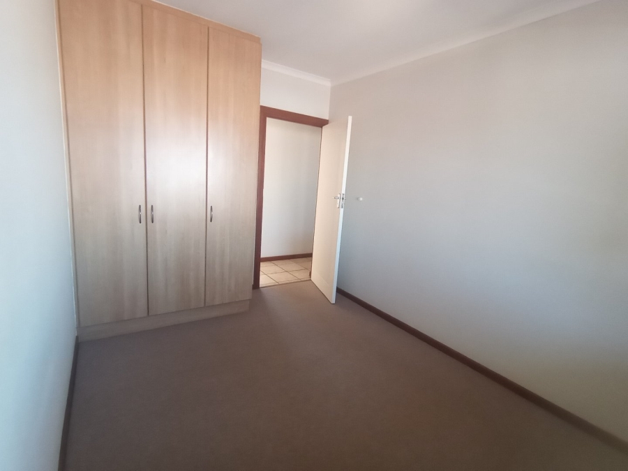 To Let 2 Bedroom Property for Rent in Dormehls Drift Western Cape